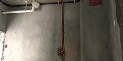 人居盛和林语水電(diàn)改造施工现场图
