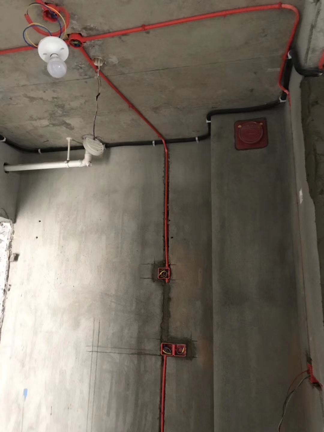 人居盛和林语装修 成都水電(diàn)改造