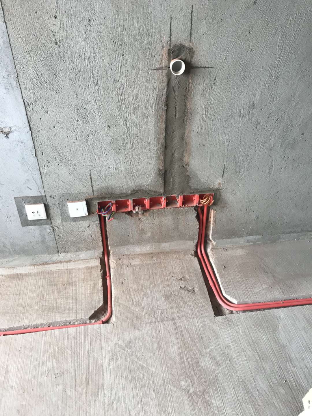 保利锦湖(hú)林语 水電(diàn)改造