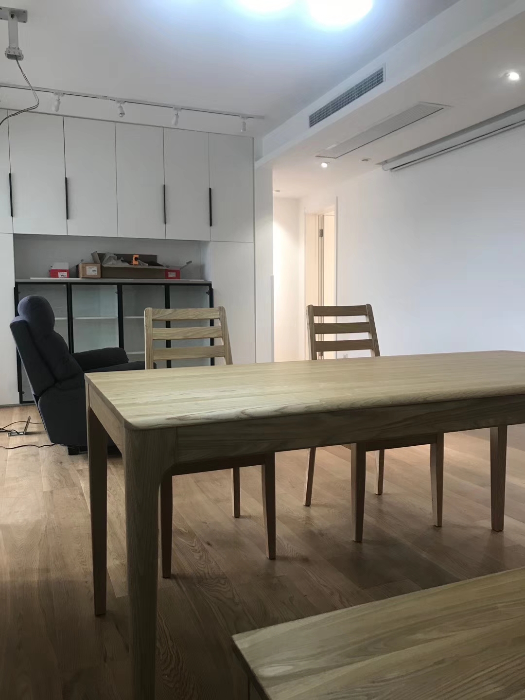 成都乐颂居装修完工效果图（手机实景拍摄）