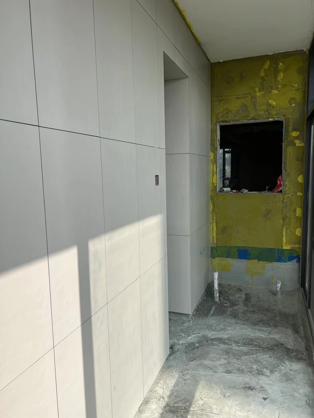 成都装修队-成都鹭岛國(guó)际社區(qū)装修施工现场图