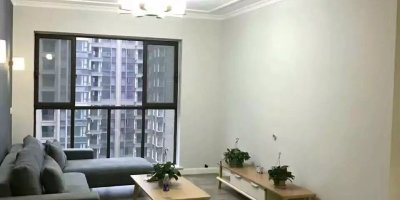 小(xiǎo)河解答(dá)老客户担忧，小(xiǎo)户型装修我们一直都在做，请放心介绍客户