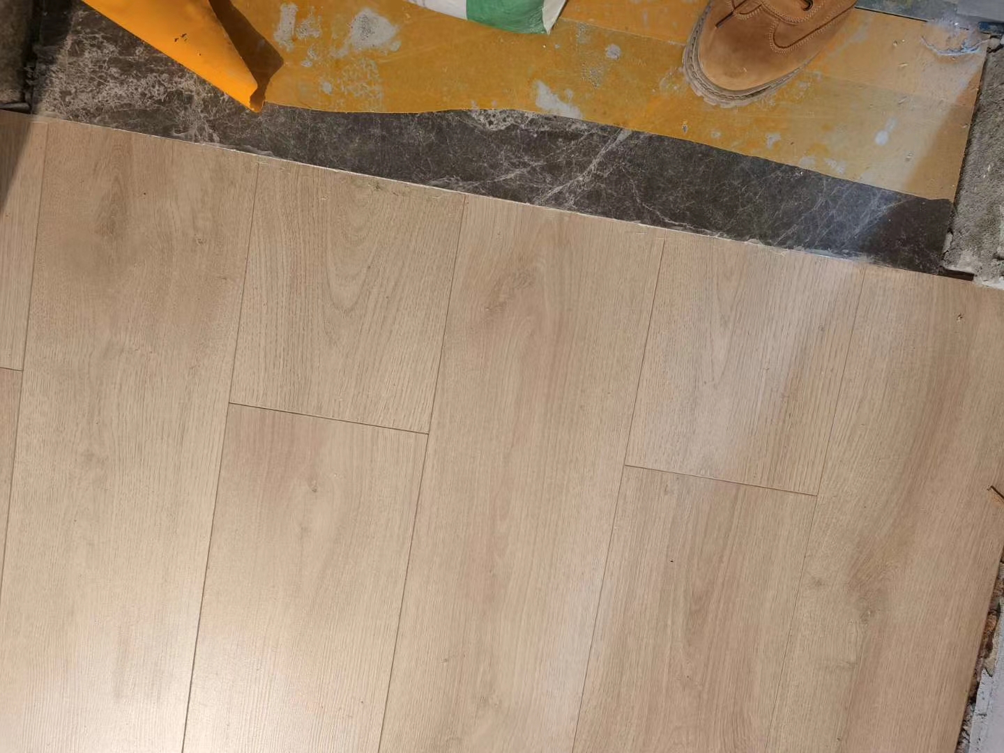成都装修队 成都南丽湾装修施工现场图（看技术控）