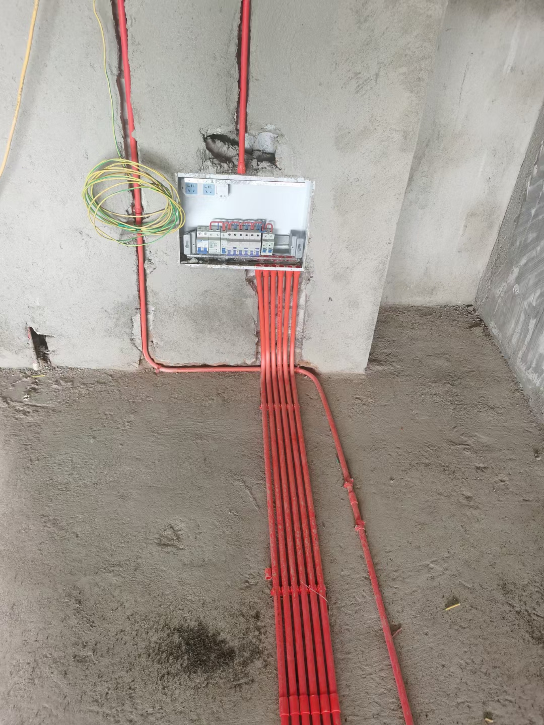 成都装修队-建发浅水湾-水電(diàn)改造-成都装修公司推荐