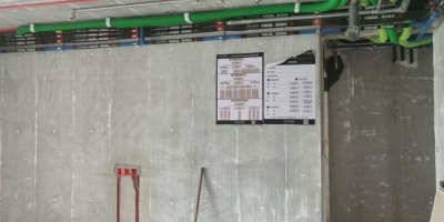 成都建发浅水湾装修｜湖(hú)景房的水電(diàn)改造施工现场图